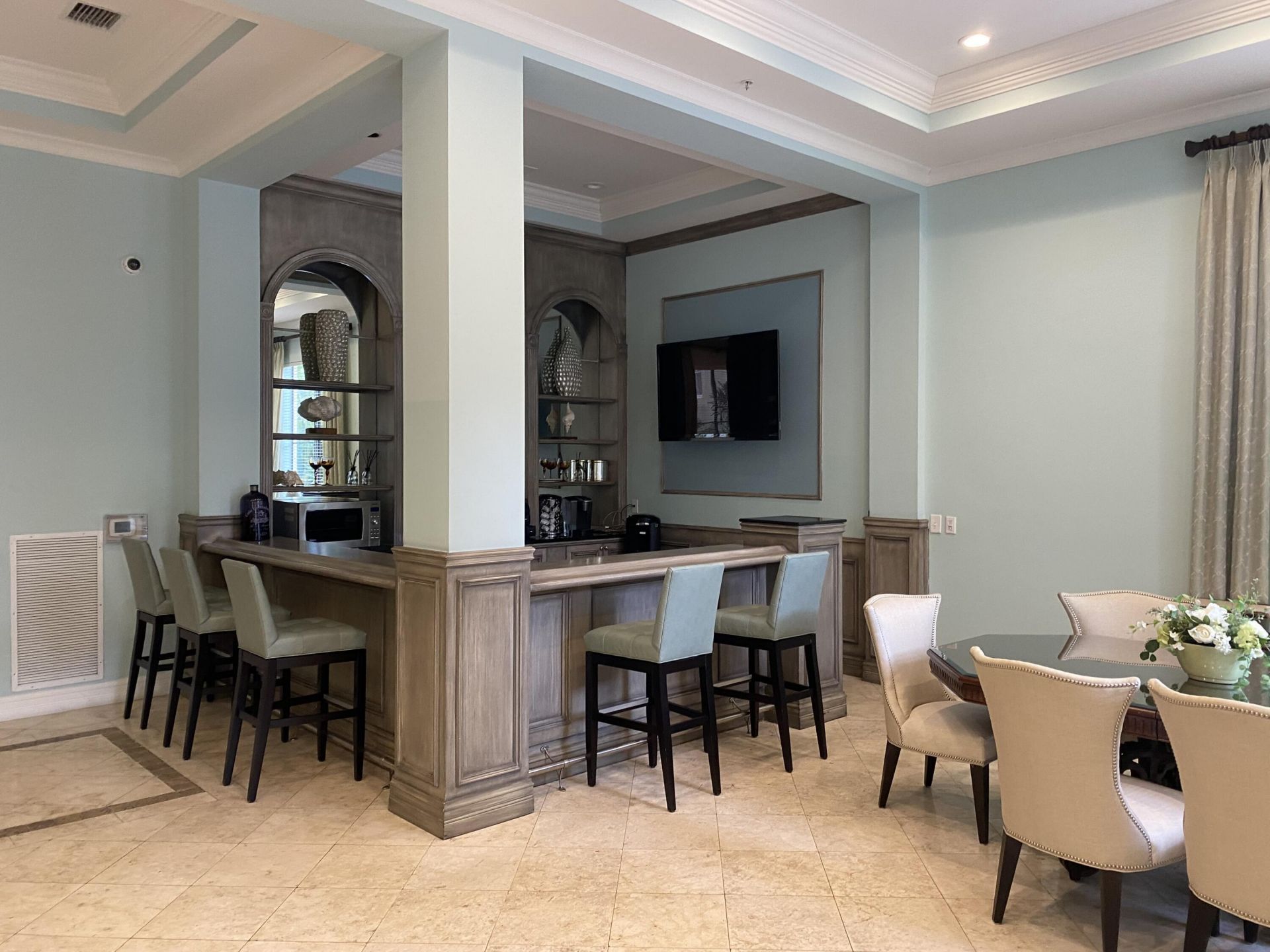720 S Sapodilla Avenue, Unit 408, West Palm Beach, FL 33401 Photo