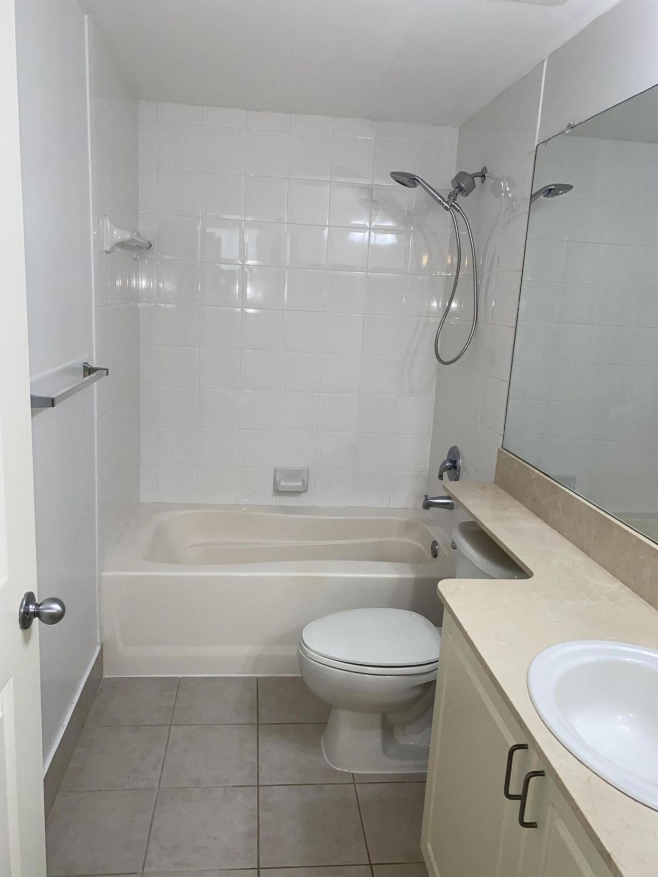 720 S Sapodilla Avenue, Unit 408, West Palm Beach, FL 33401 Photo