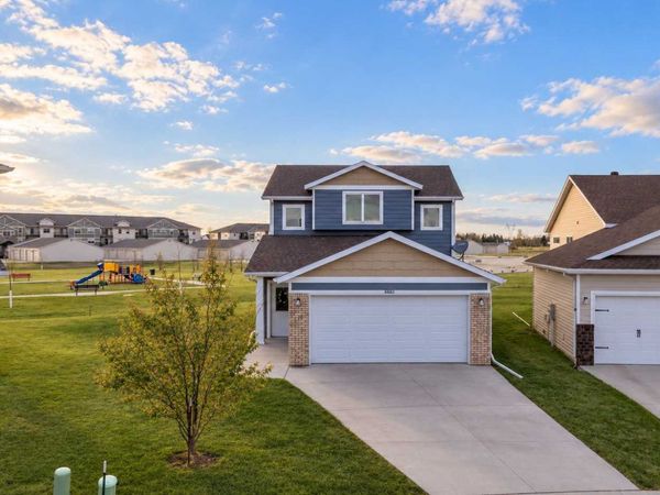 6661 21st Street S, Fargo, ND 58104