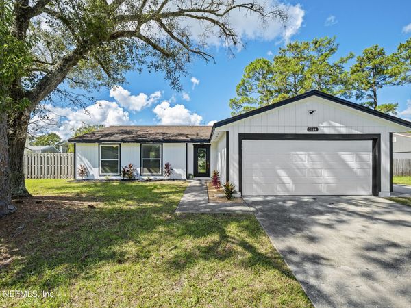 3164 BEE Street E, Orange Park, FL 32065