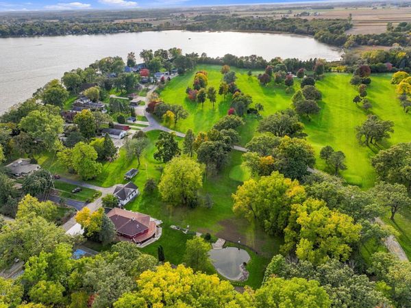 24026 Oakwood Ln, Dover, WI 53139