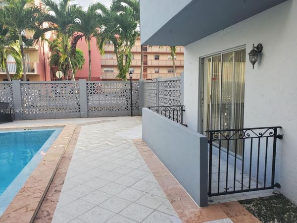495 NW 72nd Ave , Unit 103, Miami, FL 33126