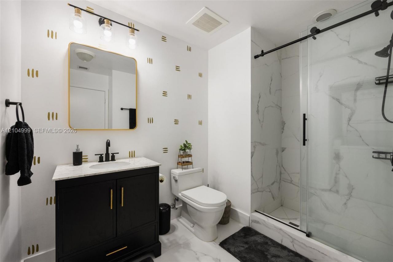 1111 SW 1st Ave , Unit 3723-N, Miami, FL 33130 Photo