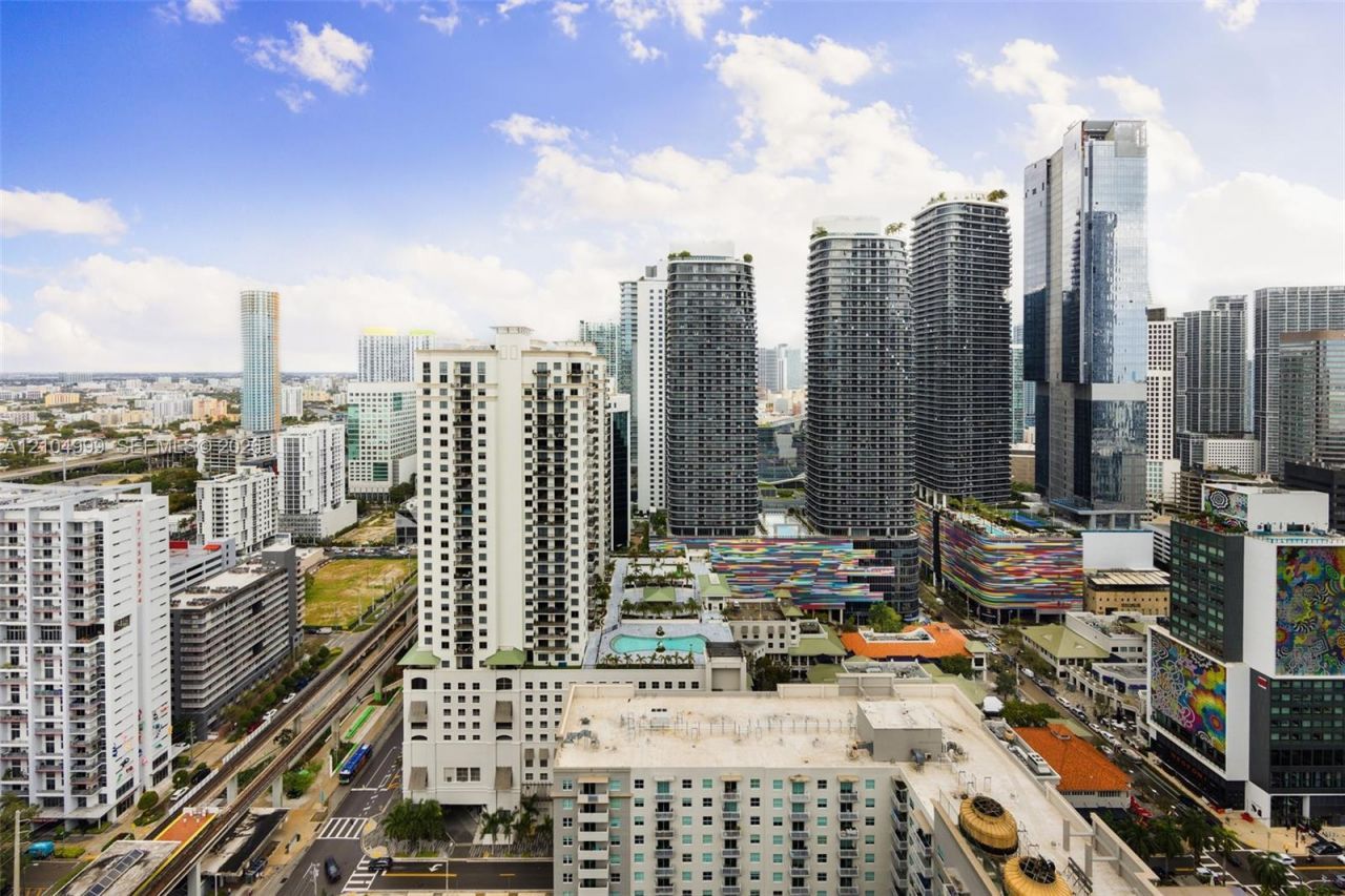 1111 SW 1st Ave , Unit 3723-N, Miami, FL 33130 Photo