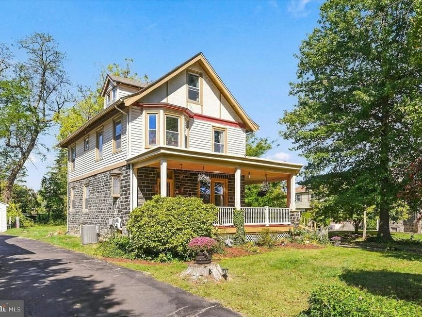 129 Wayne Ave E, Aldan, PA 19018 Main Photo