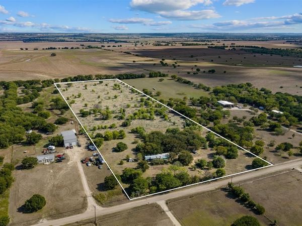 985 County Road 339 , Moody, TX 76557