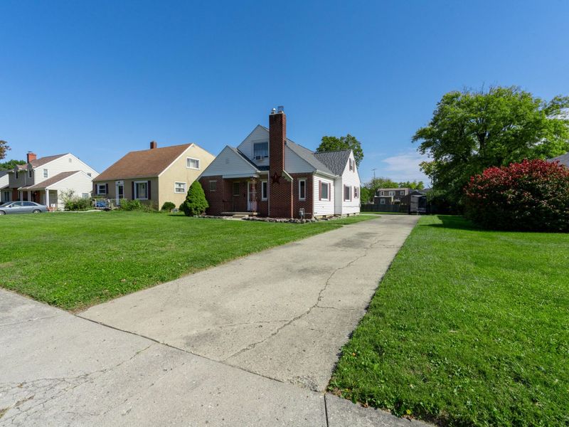 2420 Shawnee Boulevard, Springfield, OH 45504 Photo 4