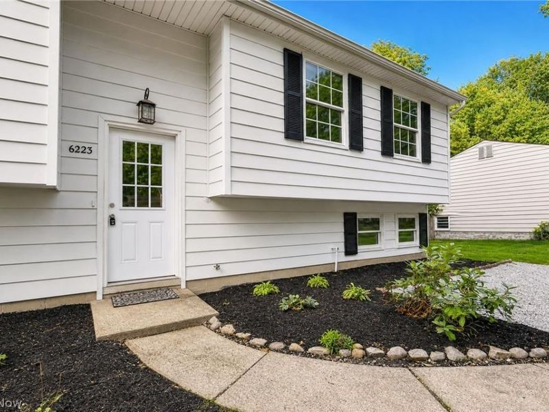 6223 Campbell Drive, Madison, OH 44057 Photo 2