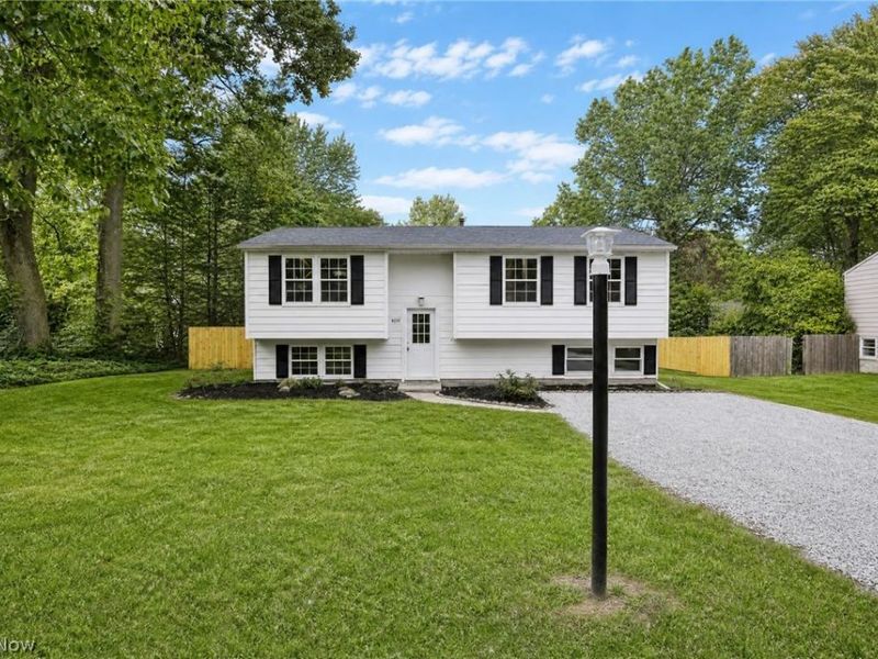 6223 Campbell Drive, Madison, OH 44057 Photo 3