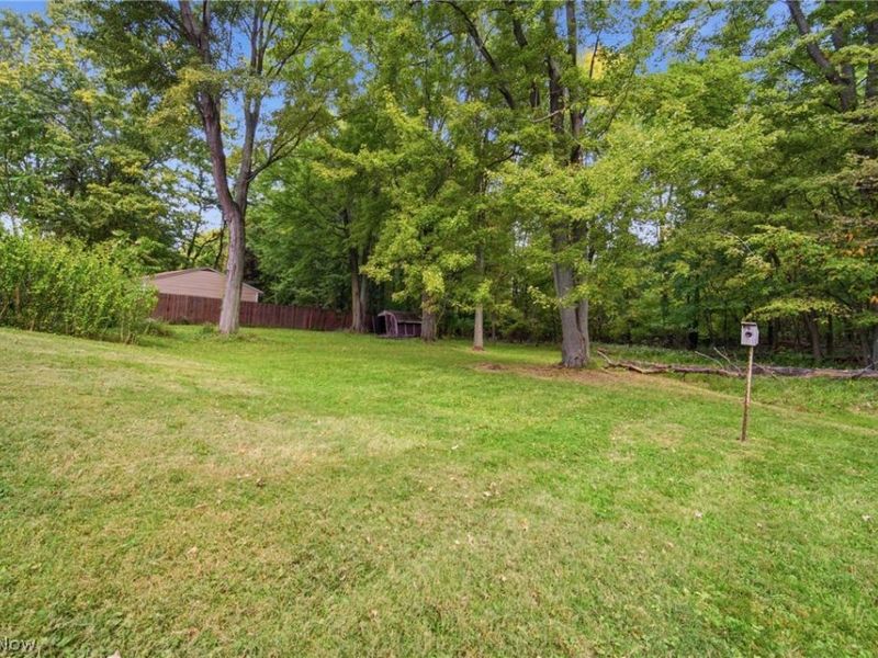 989 Howard Drive, Vermilion, OH 44089 Photo 20