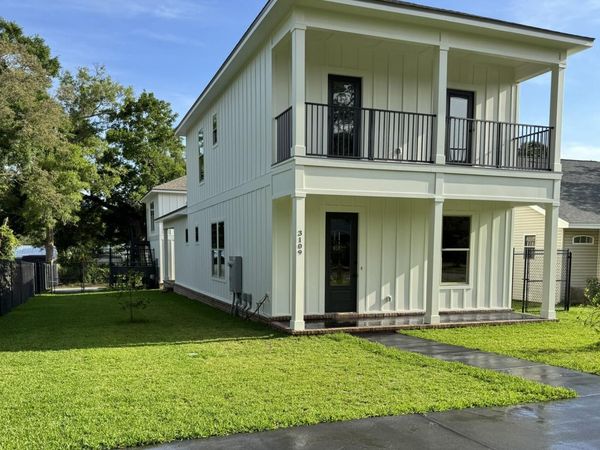 3109 E Gonzalez Street, Pensacola, FL 32503