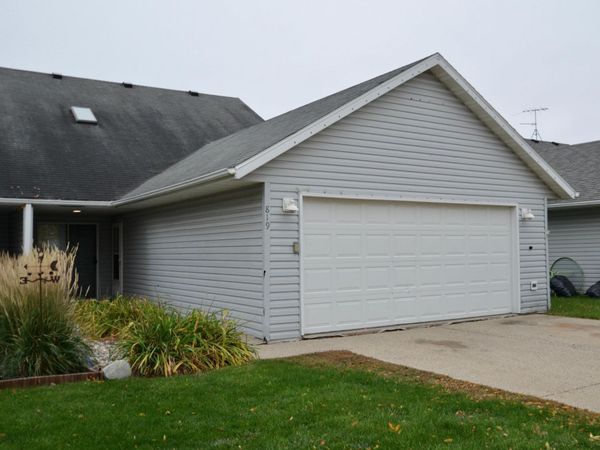819 W 12 1/2 Avenue W, West Fargo, ND 58078