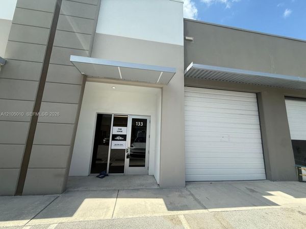 10890 NW 17th St , Unit 133, Sweetwater, FL 33172
