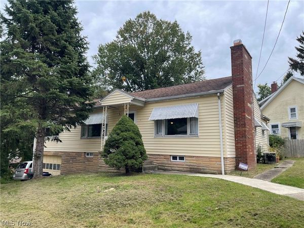 710 Clearview Avenue , Akron, OH 44301