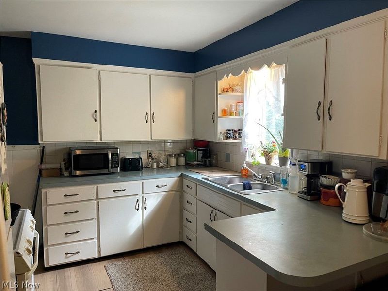 710 Clearview Avenue, Akron, OH 44301 Photo 4