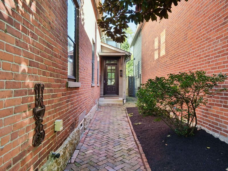 568 S 6th Street, Columbus, OH 43206 Photo 7