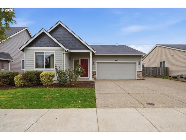 807 NE PINTAIL ST, Silverton, OR 97381