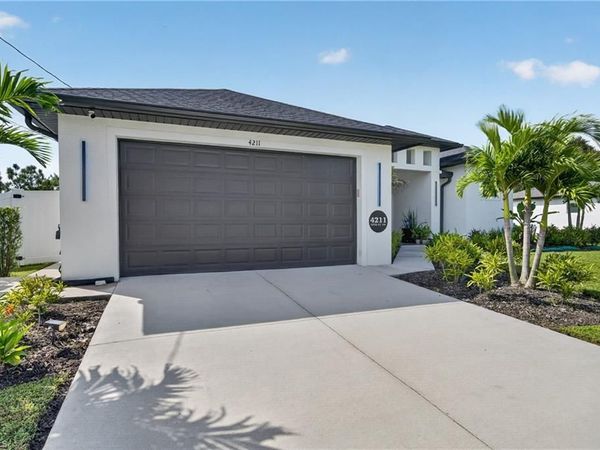 4211 10th ST SW, LEHIGH ACRES, FL 33976
