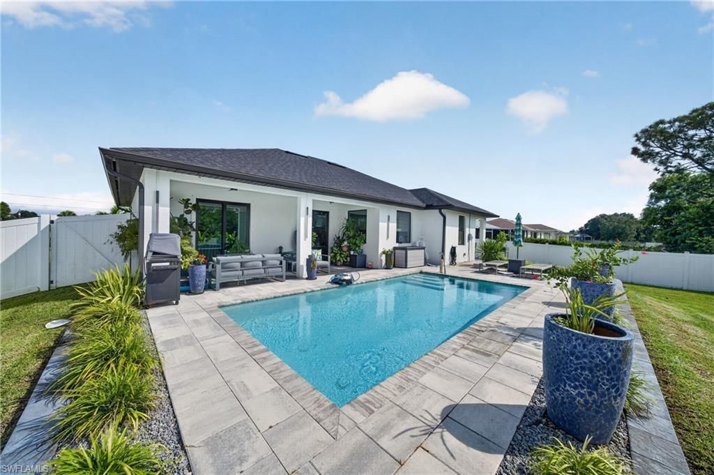 4211 10th St Sw, Lehigh Acres, FL 33976 Photo