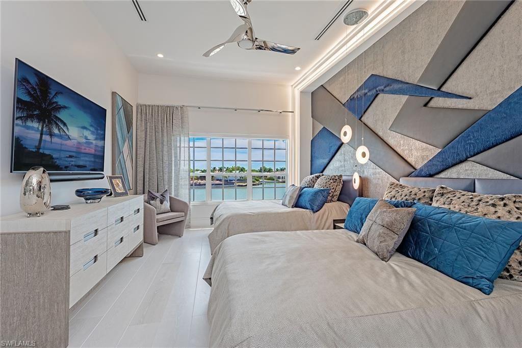 4000 Gulf Shore Blvd N, Unit 2700, Naples, FL 34103 Photo