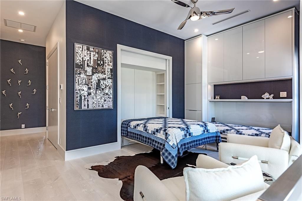 4000 Gulf Shore Blvd N, Unit 2700, Naples, FL 34103 Photo