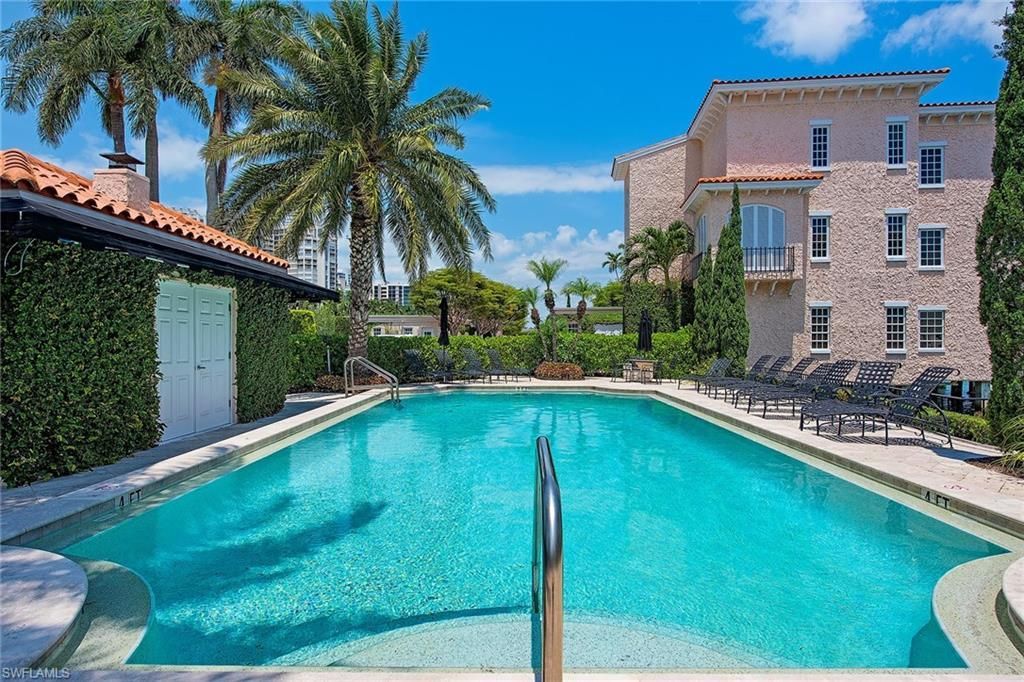 4000 Gulf Shore Blvd N, Unit 2700, Naples, FL 34103 Photo