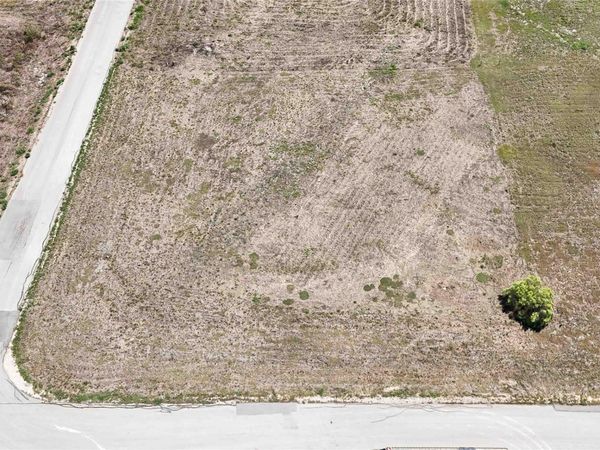190 Deserado LOOP , Del Valle, TX 78617