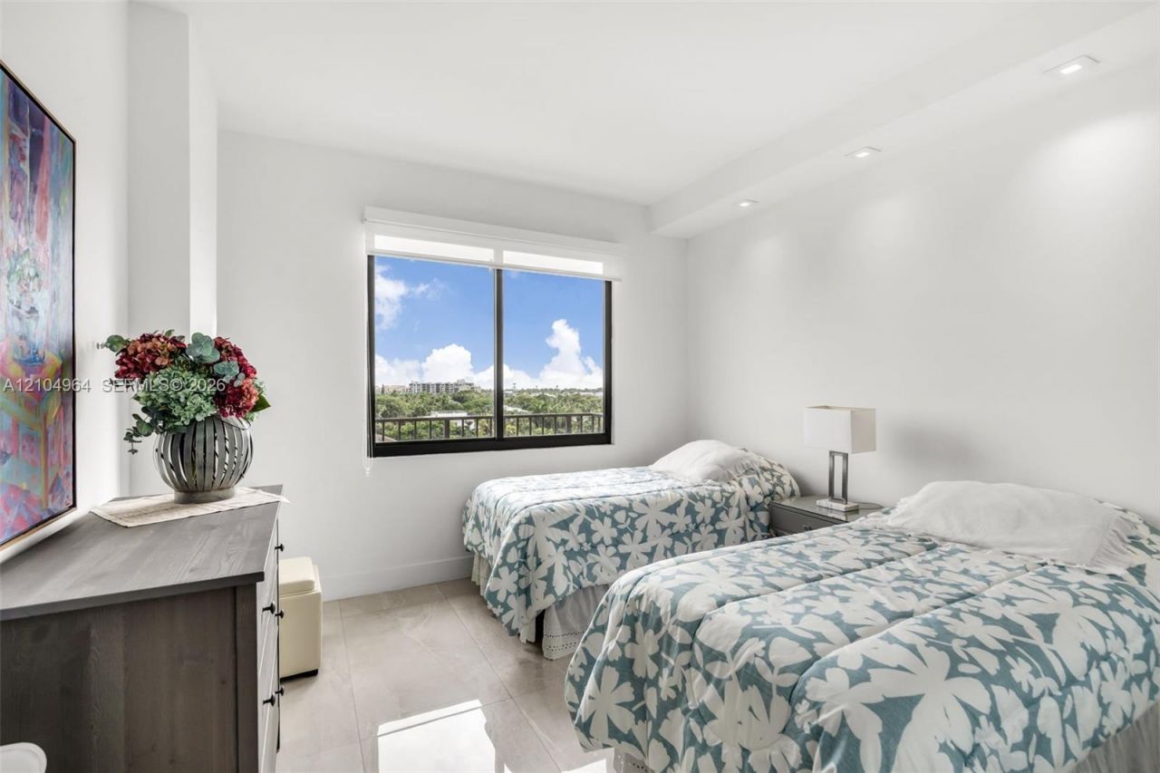 151 Crandon Blvd , Unit 635, Key Biscayne, FL 33149 Photo