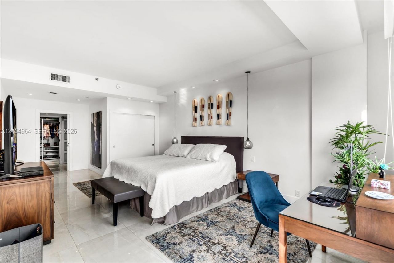 151 Crandon Blvd , Unit 635, Key Biscayne, FL 33149 Photo