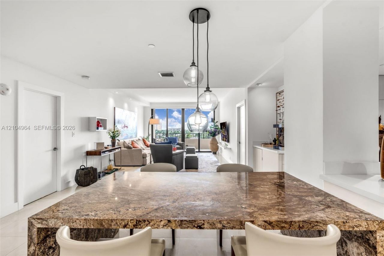 151 Crandon Blvd , Unit 635, Key Biscayne, FL 33149 Photo