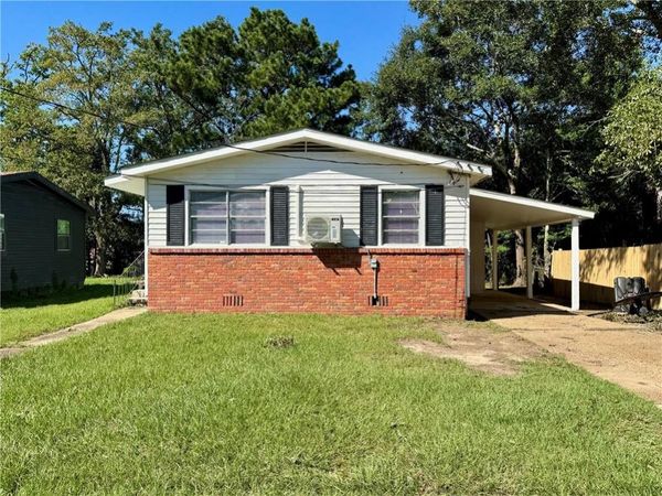 460 Pinehill Drive, Mobile, AL 36606