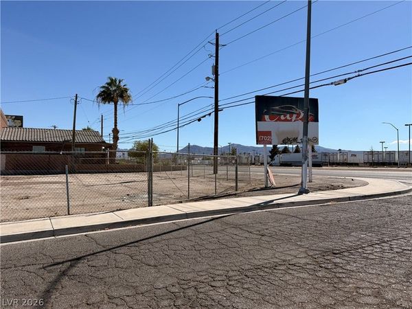 6101 Boulder Highway , Las Vegas, NV 89122