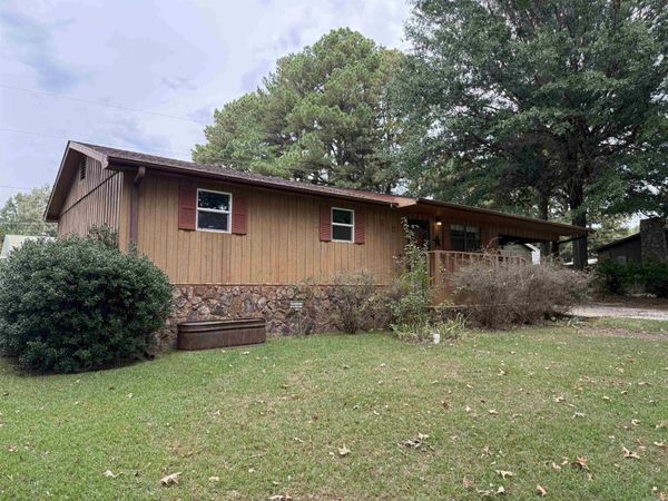 815 PINEWOOD DRIVE , Paragould, AR 72450