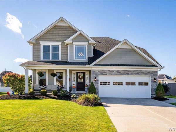 30 Magrum Lane , Lancaster, NY 14086