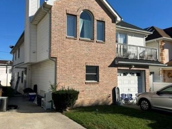 215 E Walnut Street , Unit 1, Long Beach, NY 11561