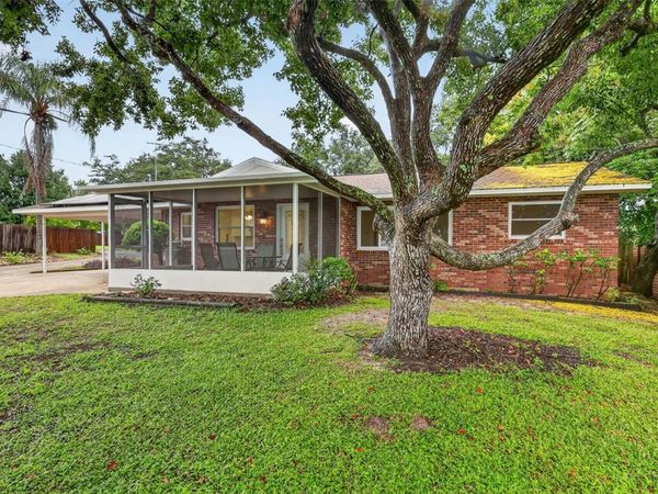 552 HIGHLAND DRIVE , EUSTIS, FL 32726