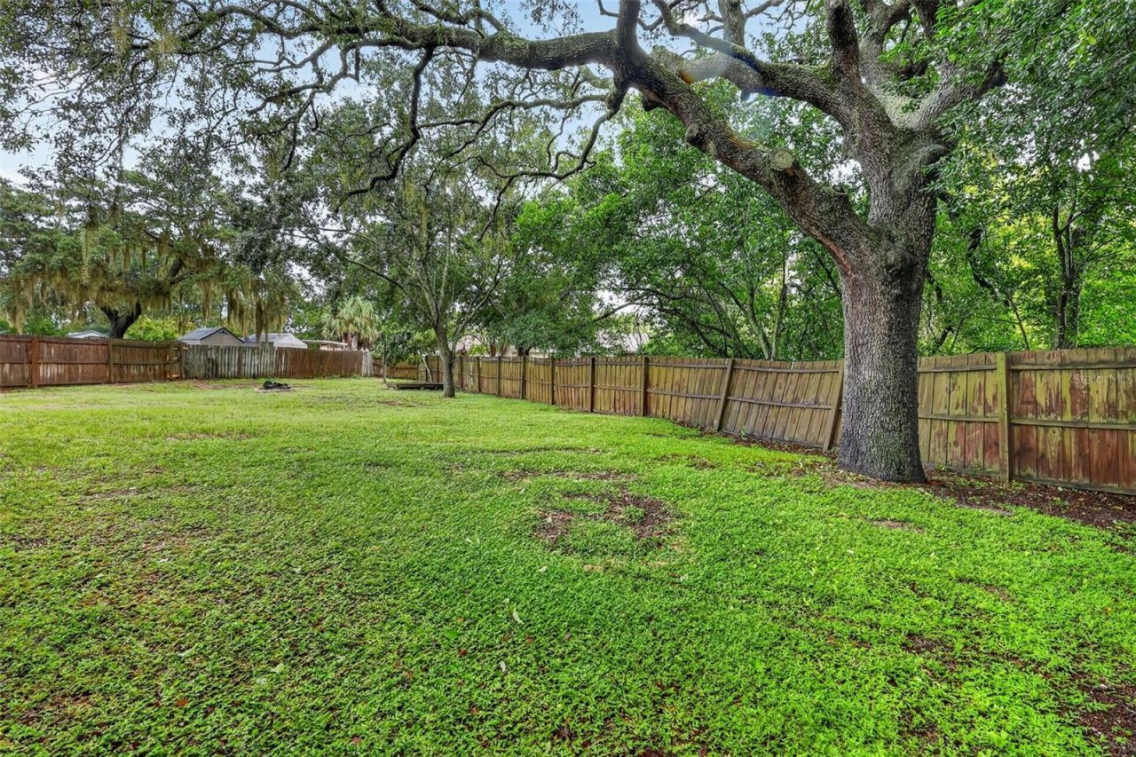 552 Highland Drive , Eustis, FL 32726 Photo