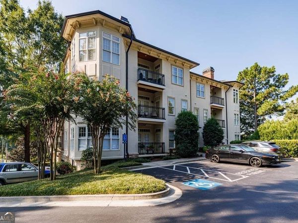 828 Highland Lane, Unit 2204, Atlanta, GA 30306