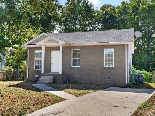343 Lafayette Point Circle , Clarksville, TN 37042