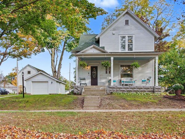 212 Race Street, Allegan, MI 49010