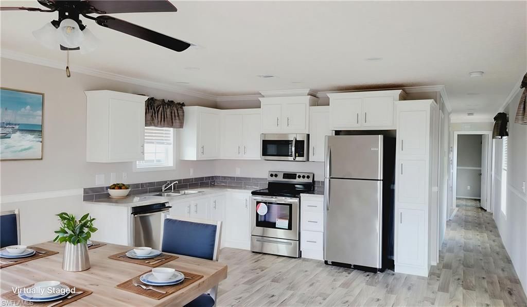 8 Shoreland Dr, Fort Myers, FL 33905 Photo