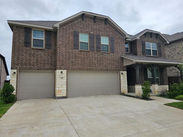 705 Mcadoo Drive, Arlington, TX 76002