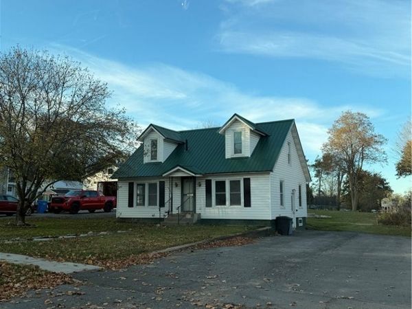 86 1/2 Champion Street , Carthage, NY 13619