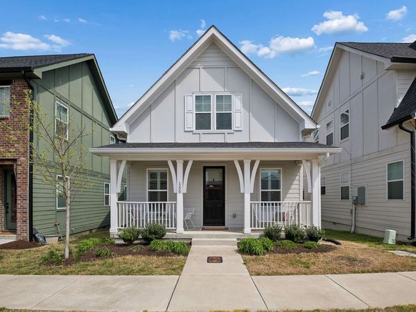 155 Oasis Dr , La Vergne, TN 37086