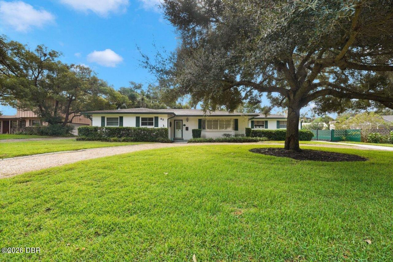42 S St Andrews Drive, Ormond Beach, FL 32174 Main Photo