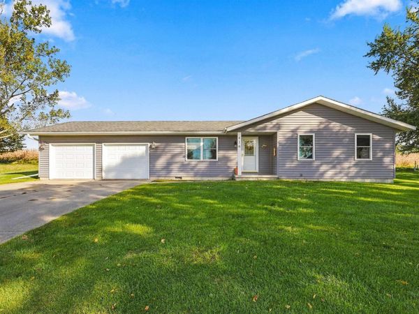 416 O'Brien Court , Independence, IA 50644