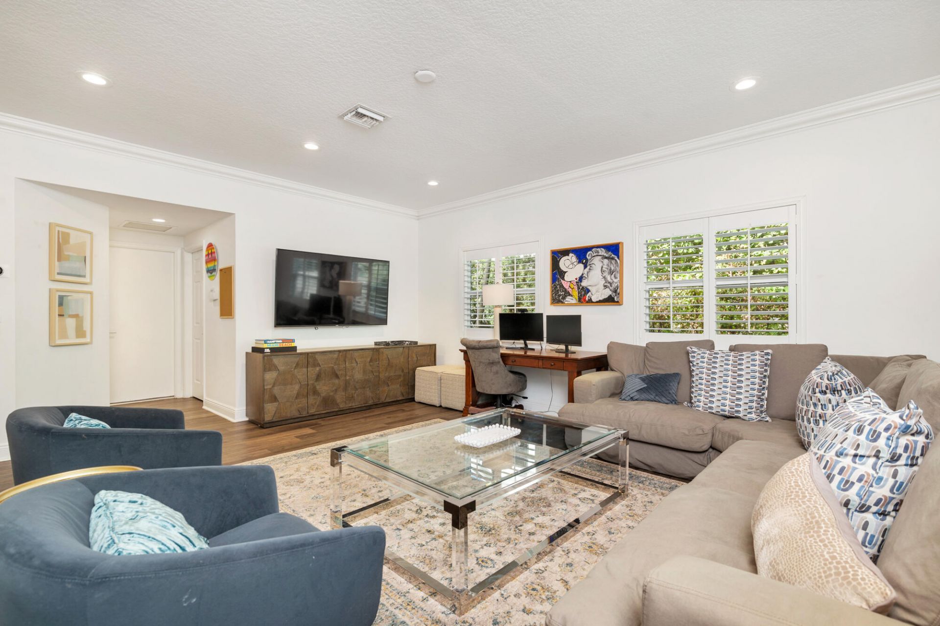 327 Monceaux Road, West Palm Beach, FL 33405 Photo
