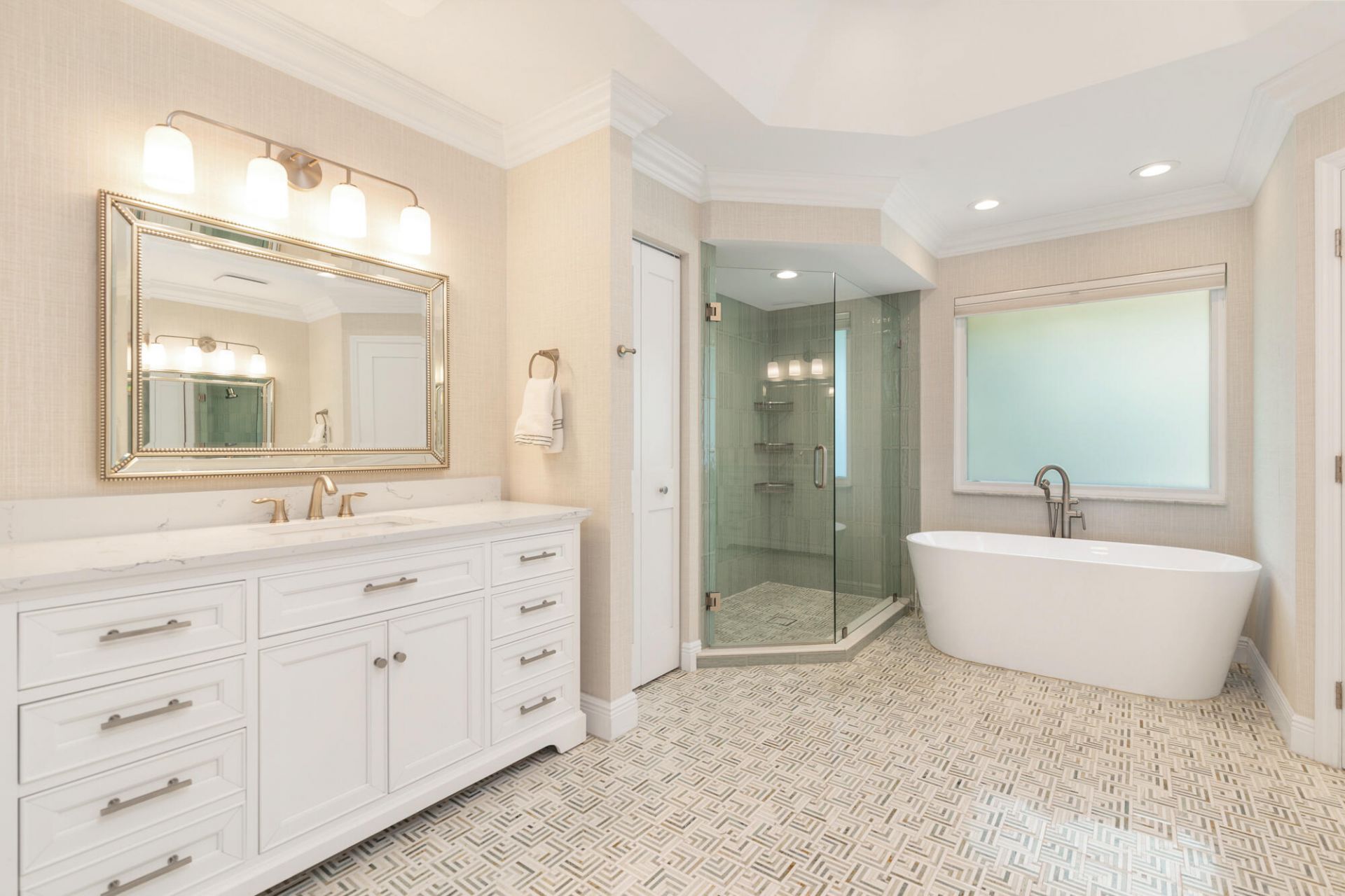 327 Monceaux Road, West Palm Beach, FL 33405 Photo