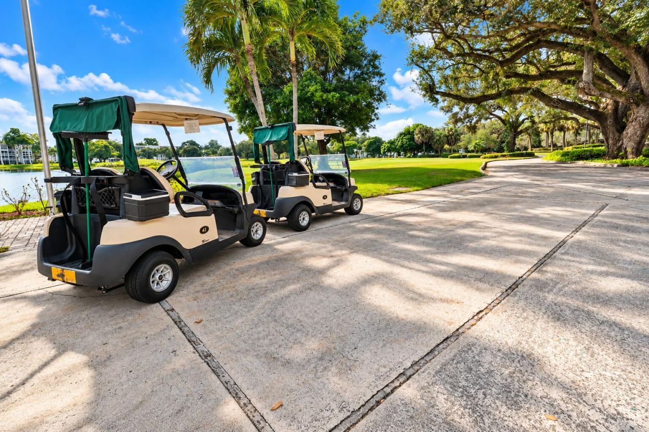 9491 Evergreen Place, Unit 307, Davie, FL 33324 Photo