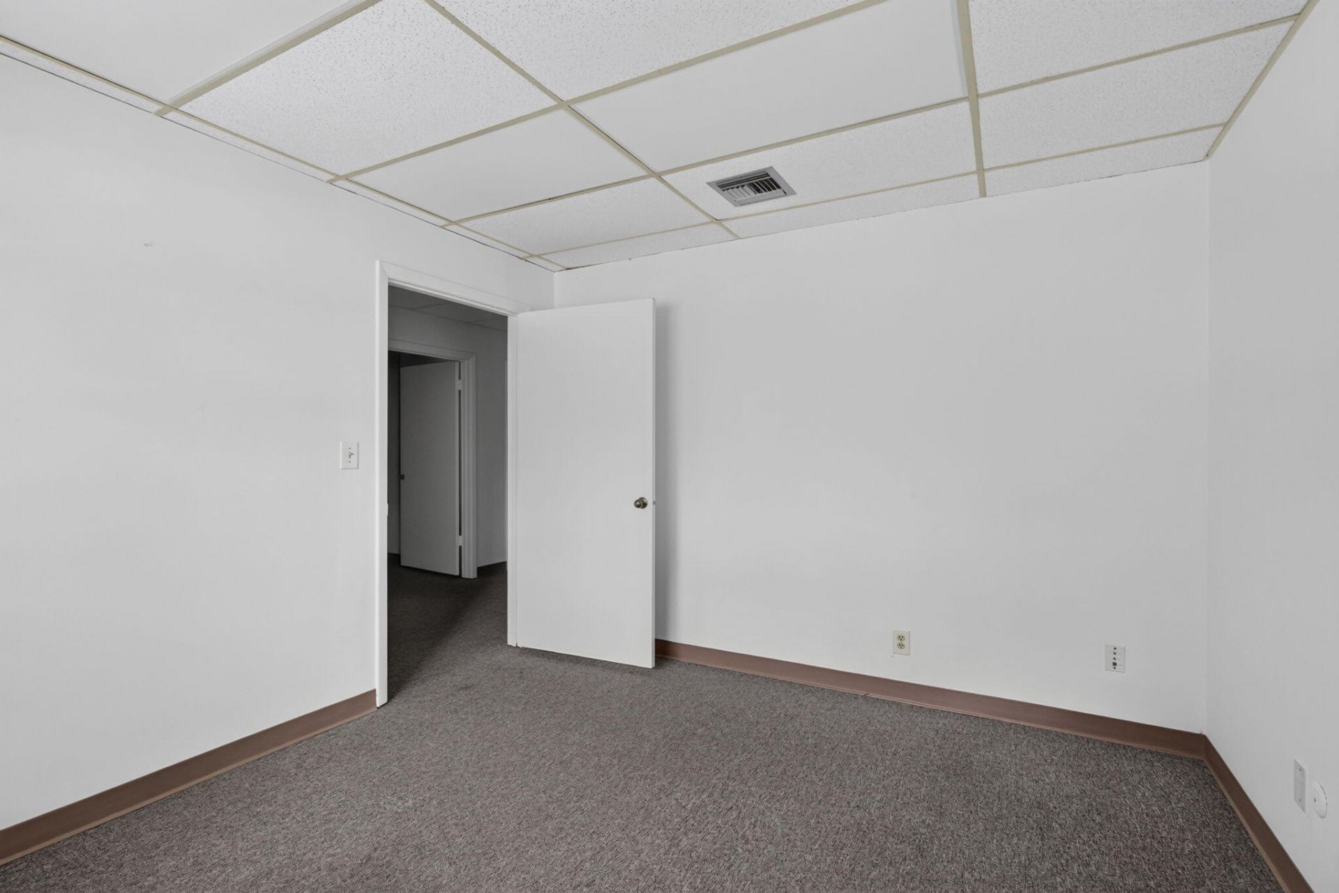 5001 S University Drive, Davie, FL 33328 Photo